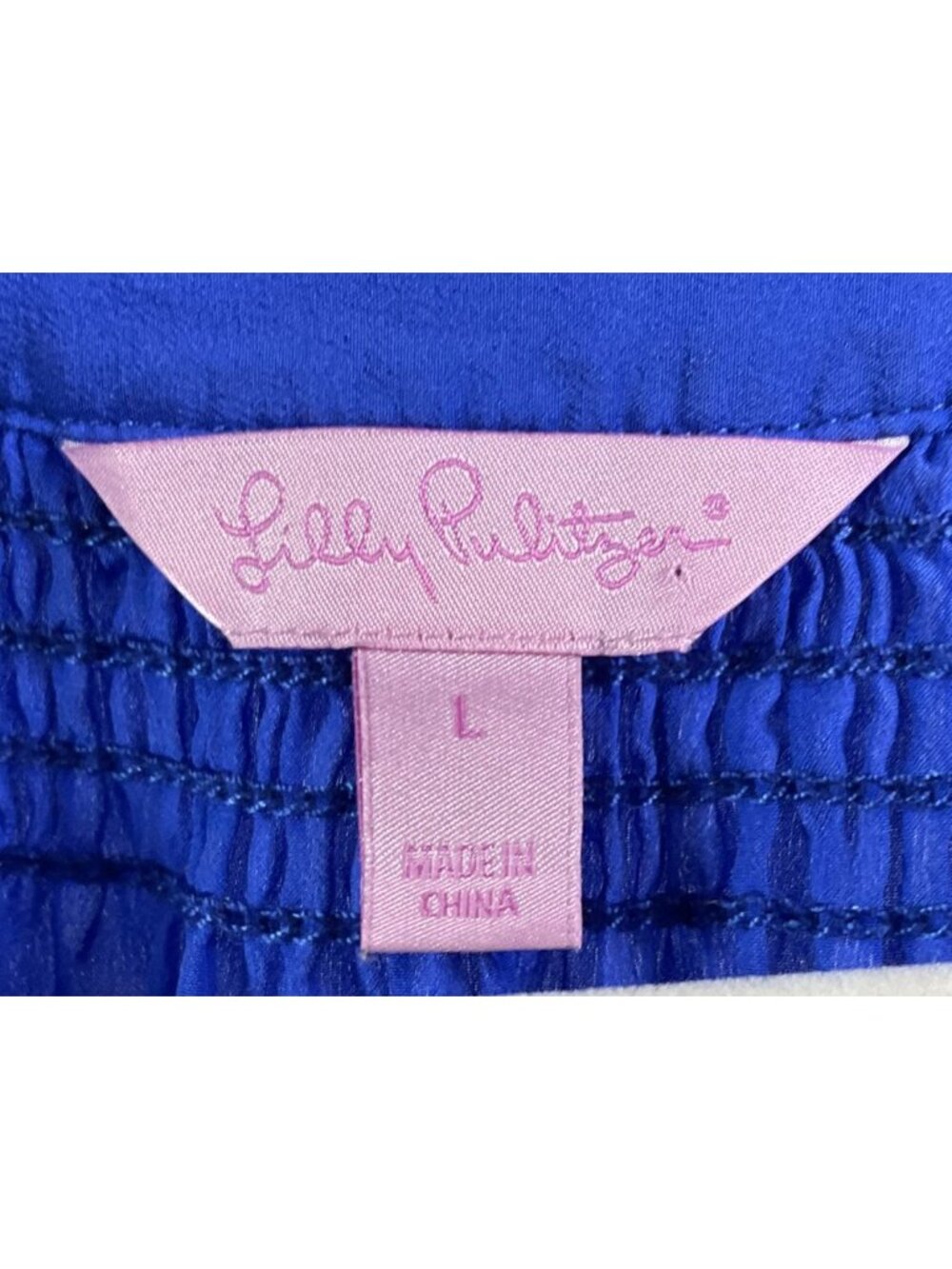 Lilly Pulitzer Elsa Blue Silk Long Sleeve Blouse With Smocked Yoke & Gold Button - Picture 9 of 12